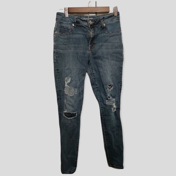 Maurices high-rise destructed denim jeggings woman's small - Picture 1 of 4